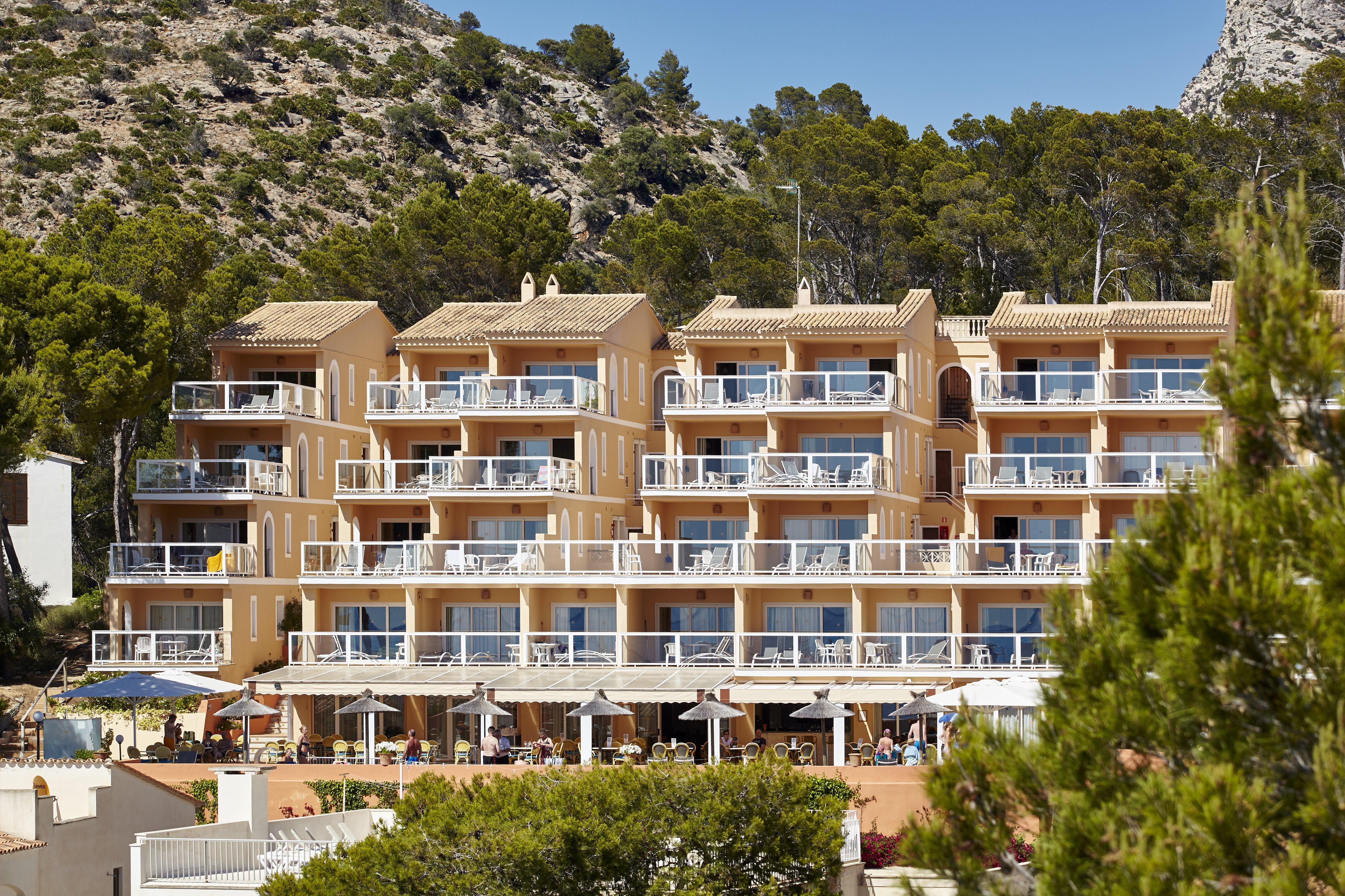 Universal Aparthotel Don Camilo Sant Elm Exterior foto